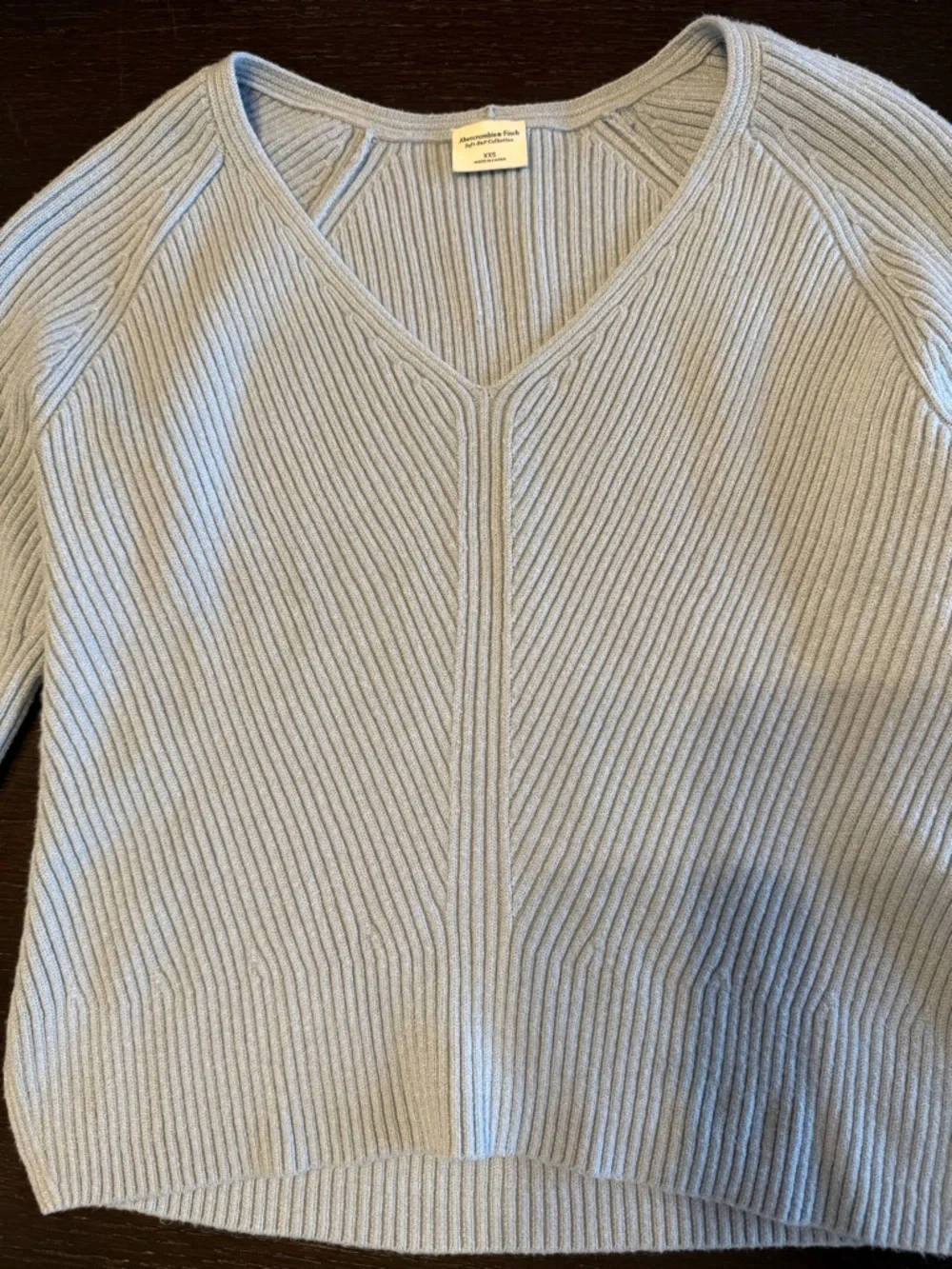 Abercrombie & Fitch Light Blue Ribbed V-Neck Sweater - Picture 4 of 8